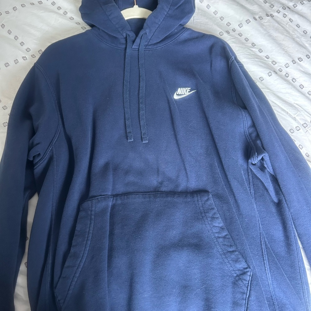 Nike Blue Sweatshirt Classic Athletic Style